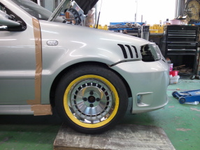 無限フロントスポイラーフォグランプ加工 その①（ホンダ